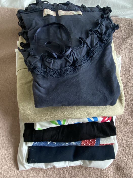 Lotes de roupande verao tamanho S e M