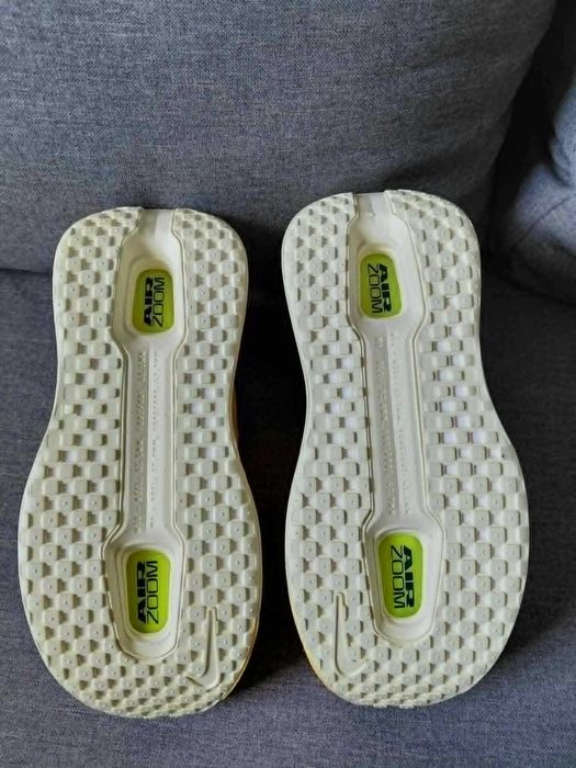 Nike Vomero Premium Alabaster