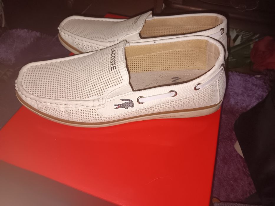 Sapatos lacoste originais custaram 190