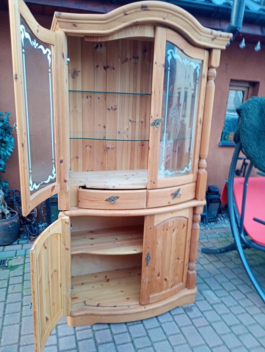 Kredens witryna sosnowa