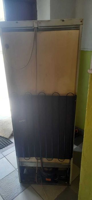 Холодильник Indesit