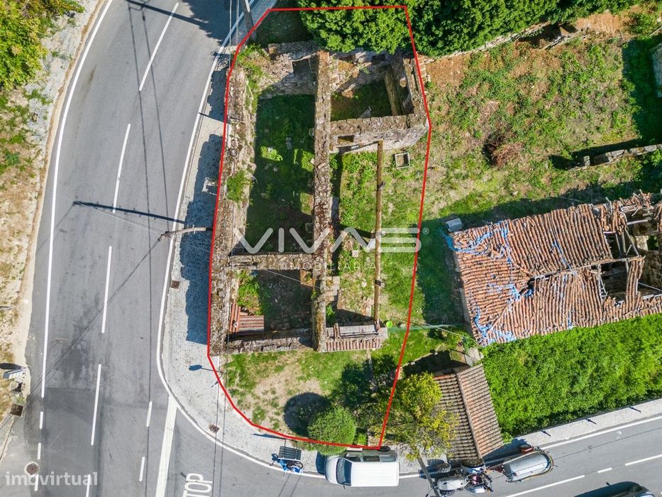 Moradia para Restaurar T0 Venda em Chorense e Monte,Terras de Bouro