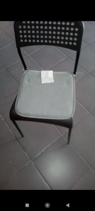 Mesa e 3 cadeiras