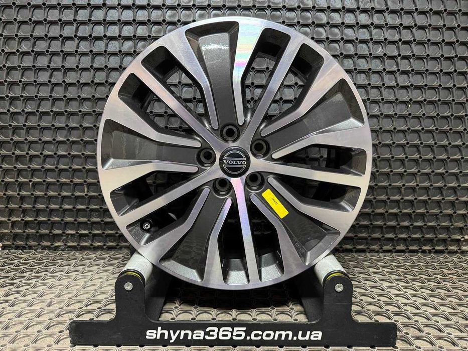 ДИСКИ нові оригінал VOLVO R18 7.5J 5X108 ET45 (Вольво) J9D3-1007-NA