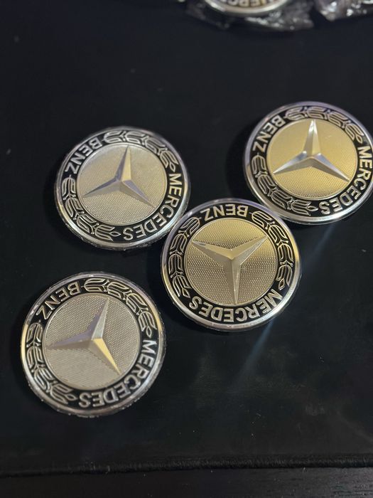 Tampas Centro de Jante Mercedes-Benz – Preto, Prata e Azul