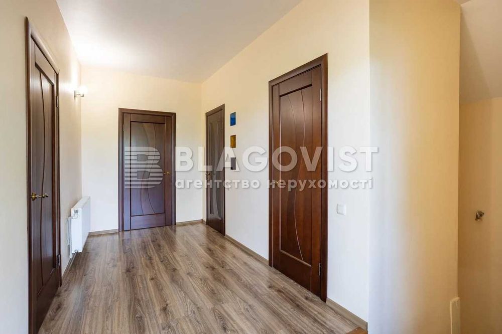 село Любимовка - дом 212 м кв  на 15 сотоках