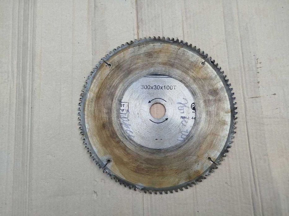 Пильный диск BOSCH freud (дисковая пила)