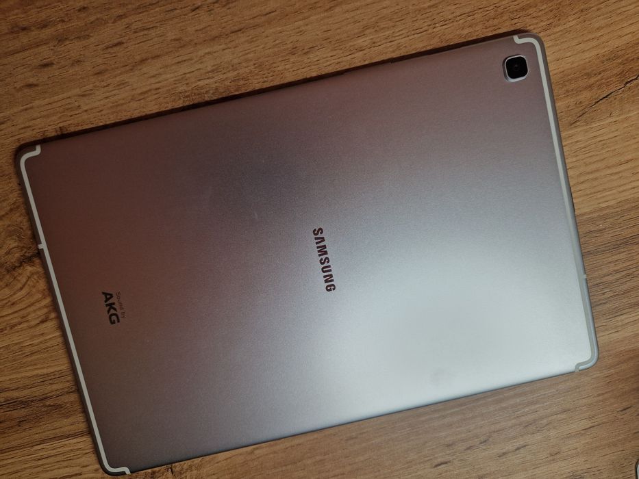 Samsung Galaxy Tab S5e LTE Amoled + keyboard cover