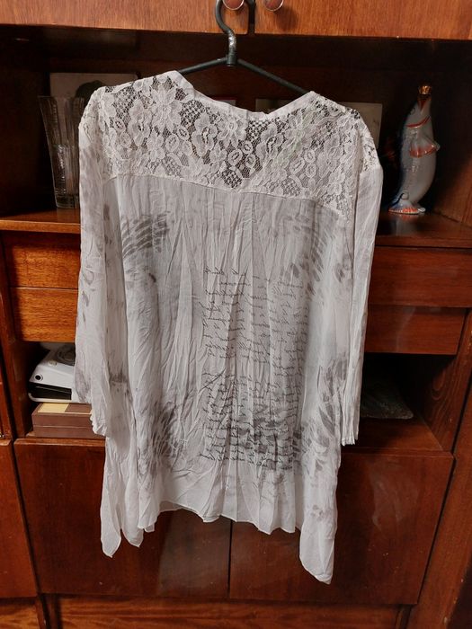 Блузки білі різні 52 -54р