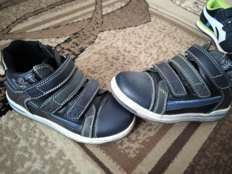 Ботінки кросівки