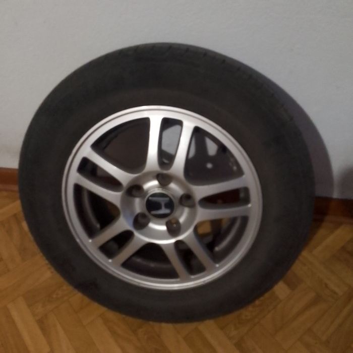Aluminiowe felgi z oponami