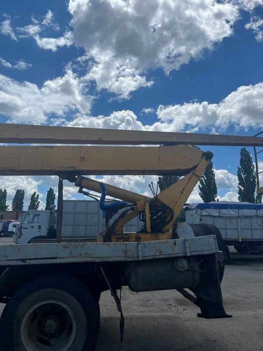 Продам автовишку ВС22 на базе ЗИЛ 130