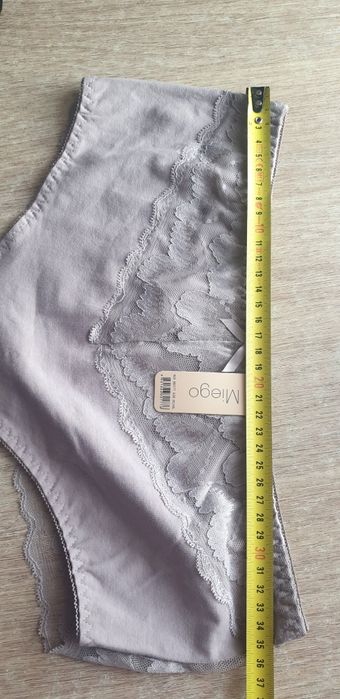 3×Damskie majtki stringi 3XL bawełna