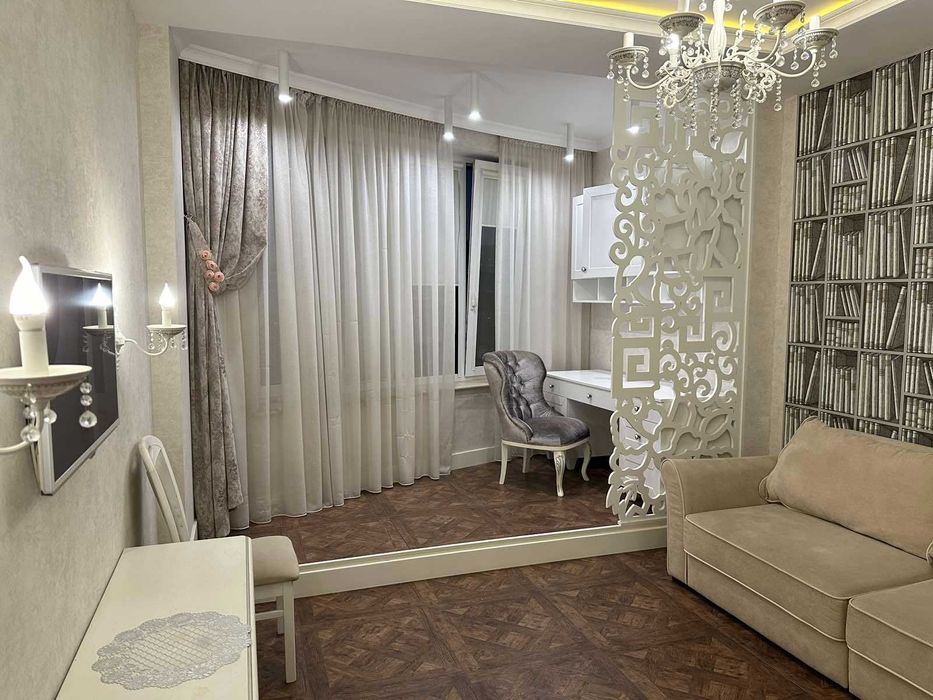 Элегантная квартира на пр-те Шевченко с 2 спальнями и кухней-гостиной