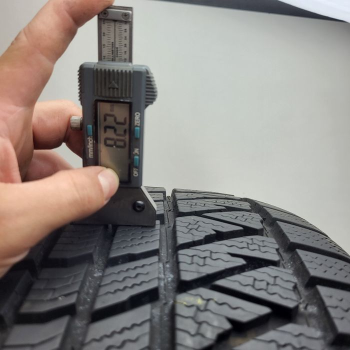 Opony zimowe 255/50/20 - KUMHO Winter Craft WS71 SUV XL