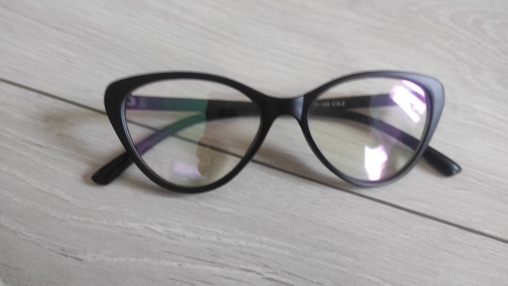 Oprawy ,okulary damskie zerówki nowe