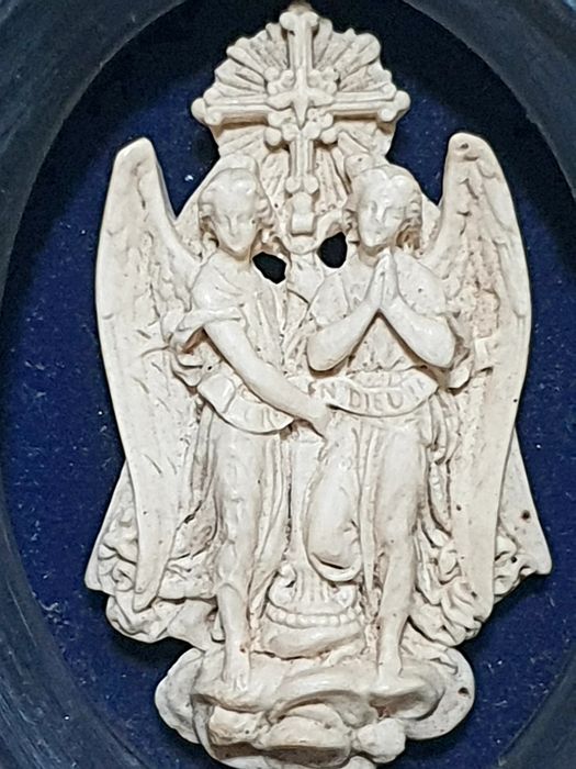 Maravilhosa antiga imagem de Anjos Custódio em espuma do mar