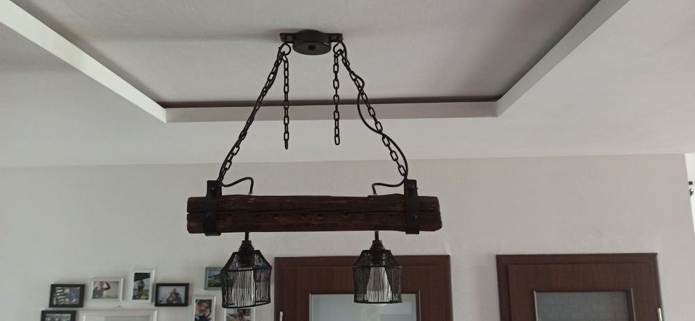 Lampa / żyrandol LOFT, wykonane z drewnianej belki