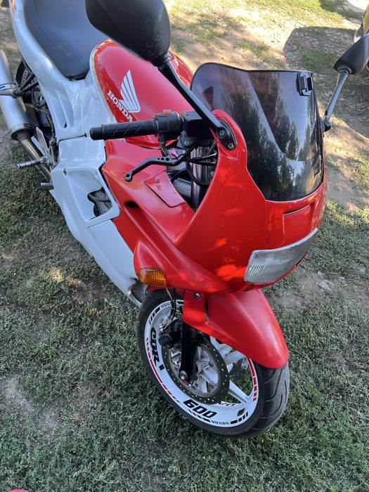 Продам Honda cbr 600 f