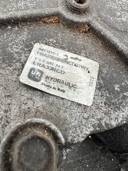 Zbiornik do hydrauliki Binotto 80l 52x40x40cm