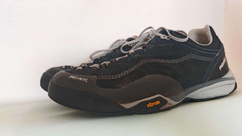 Трекінгові чоловічі кросівки Meindl Texas Pro з подошвой Vibram з натуральної замші