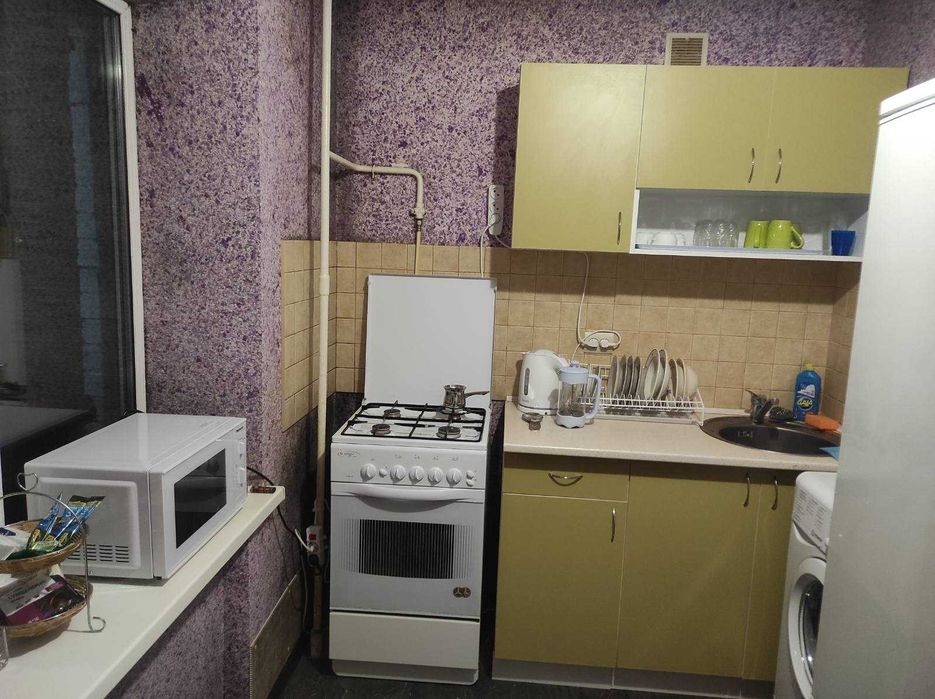 2 кімн.кв-ра, до 6 людей, 3 поверх, всі зручності, квартира посуточно