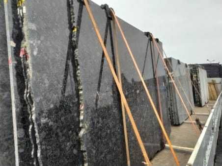 Granit kamień naturalny Volga Blue grubość 3cm, całe płyty