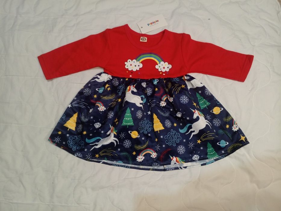 Дитяча сукня з єдинорогами