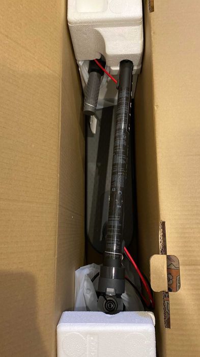 Electric Scooter 3 lite XIAOMI, preta. Nova, dentro da caixa