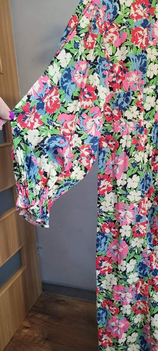 Sprzedam śliczną sukienkę