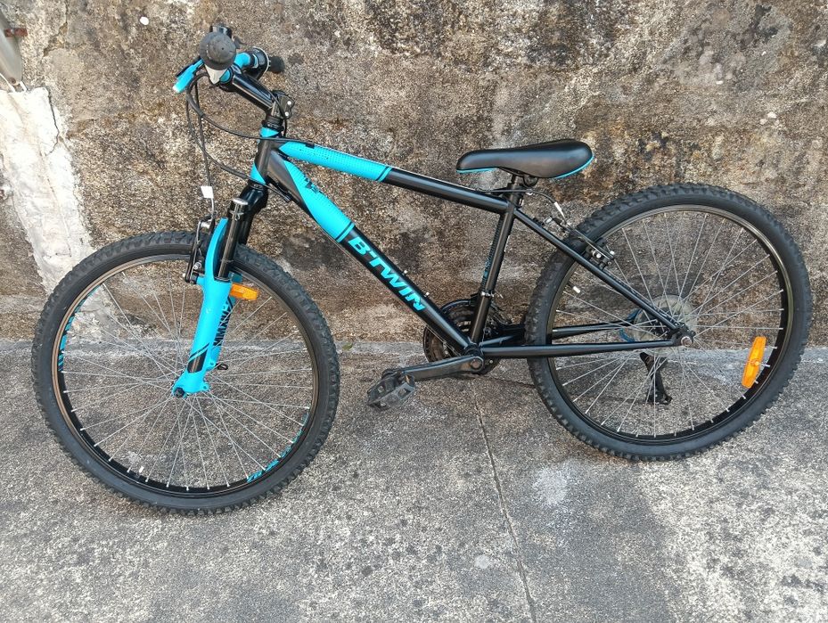 Bicicleta b- twin roda 24