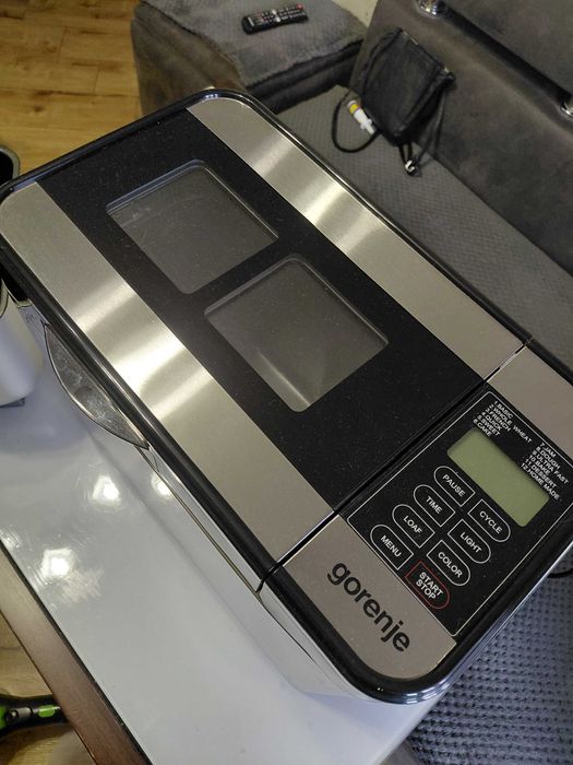 Хлібопічка Gorenje BM 1400 E