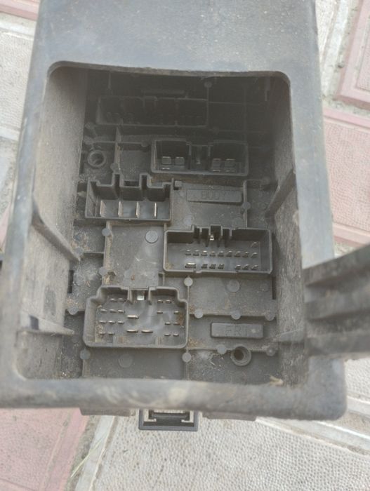 Блок предохранителей лачетти lacetti 1,6