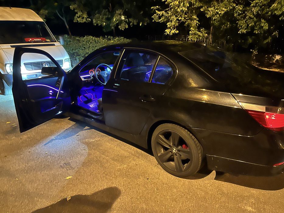 BMW E60 523i автомат