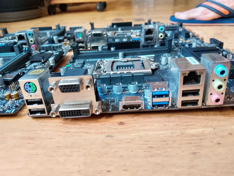 Материнська плата Asus H310M-R,MSI H310M-Pro VDH(DDR4, s1151v2)