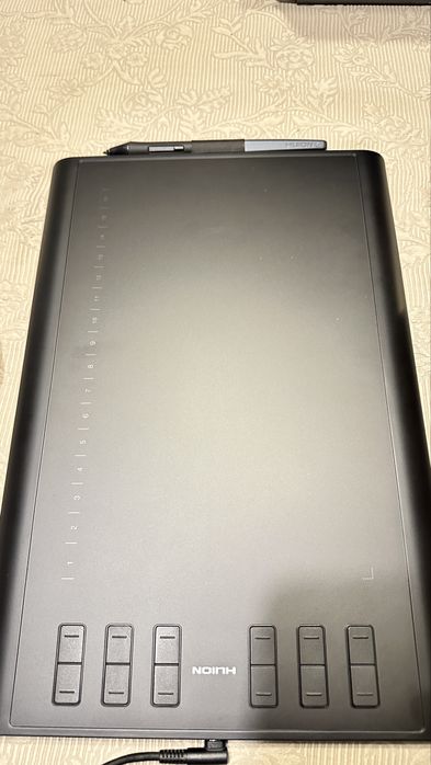 Tablet graficzny HUION H1060P