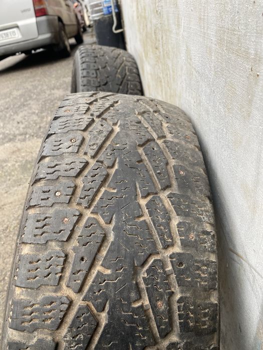 Шини зимові 2 шт 205 65 р 16 nokian