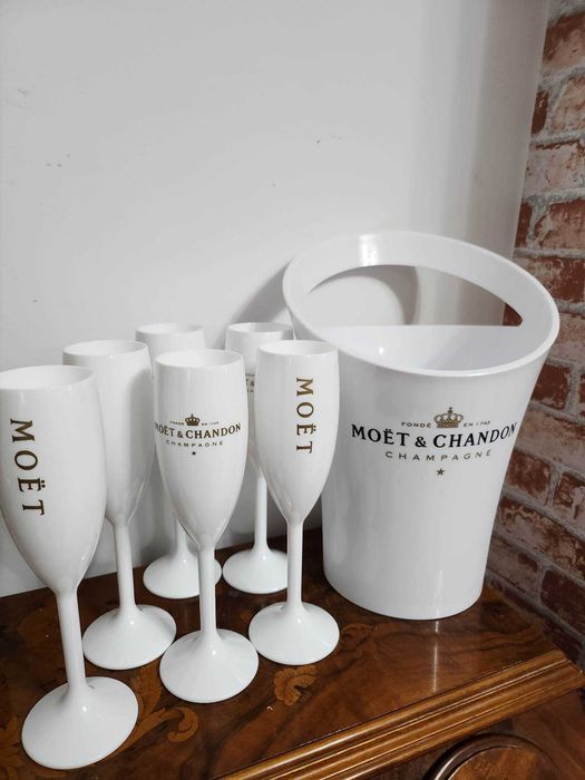 Moët & Chandon- zestaw imprezowy do szampana nowy model