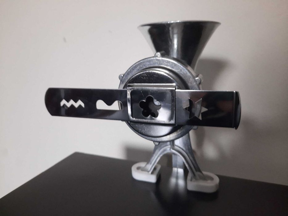 Picadora de Carne Manual Silvercrest NOVA