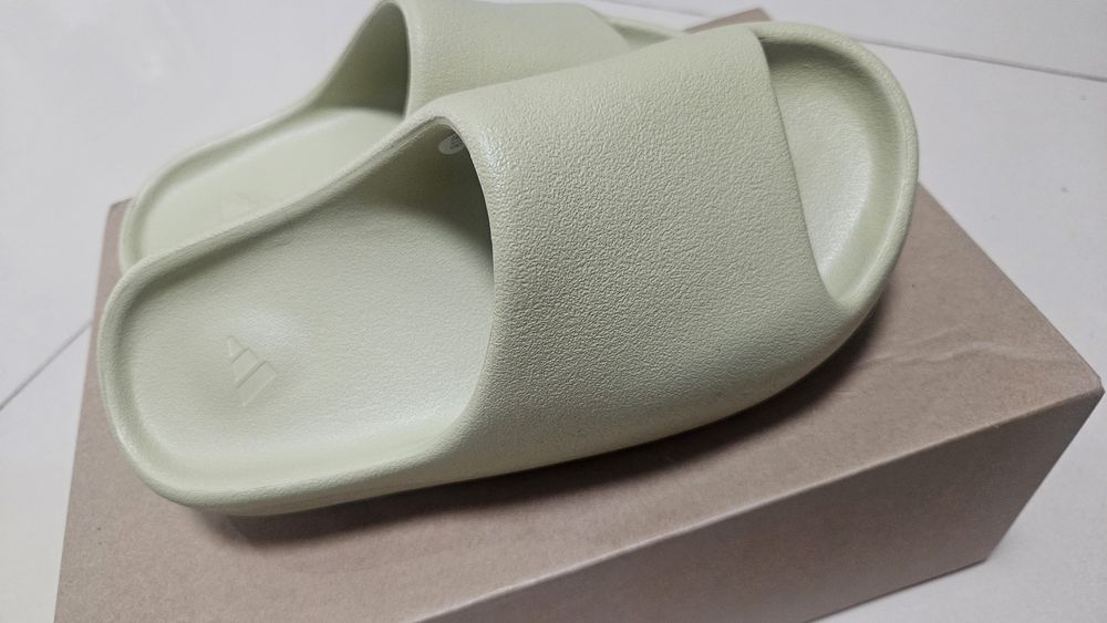 Adidas klapki 37r yzy yeezy