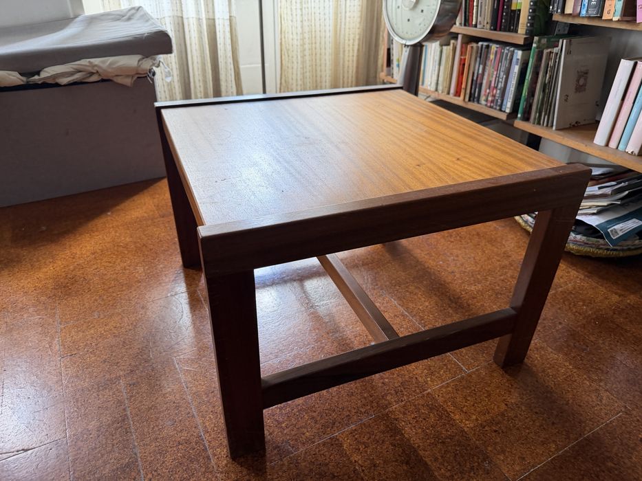 Mesa de apoio olaio