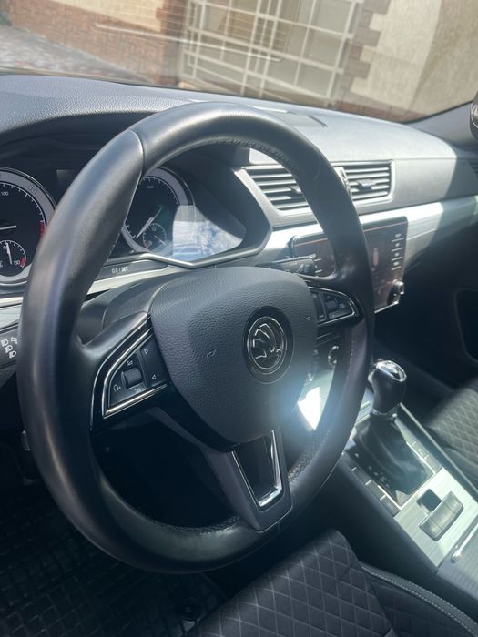 Skoda Superb 2020 року у відмінному стані. Обслужений.