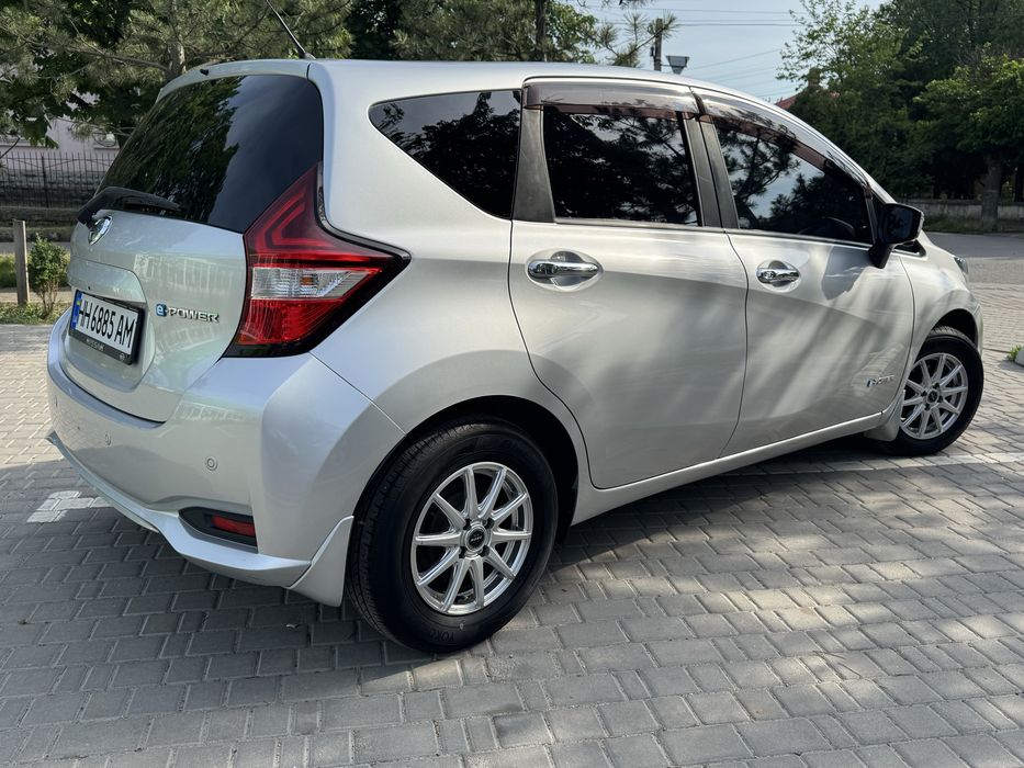 Продам Nissan e-POWER 2018 гибрид