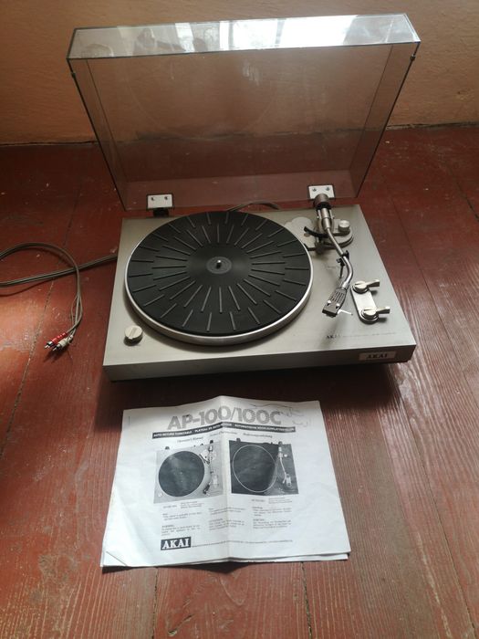 Gramofon akai ap-100c