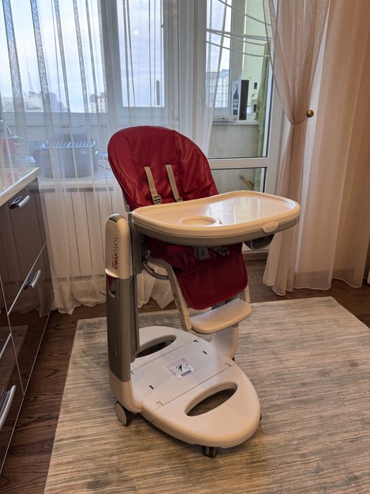 Стульчик-качель Peg Perego Tatamia Follow Me Fragola