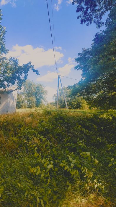 Продам приміщення 200 кВ та земельну ділянку 2,5 ГА в Літочках