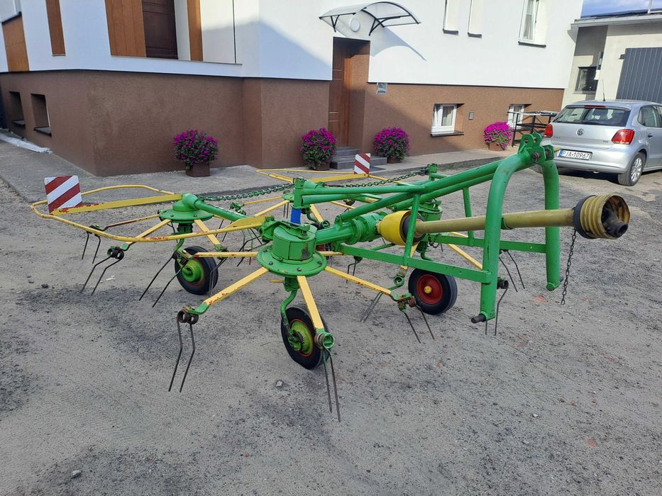 Przetrząsarka Claas W540, stan bardzo dobry, transport
