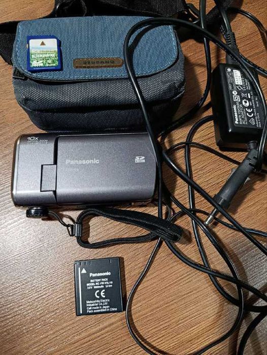 Відеокамера Panasonic SDR-S9