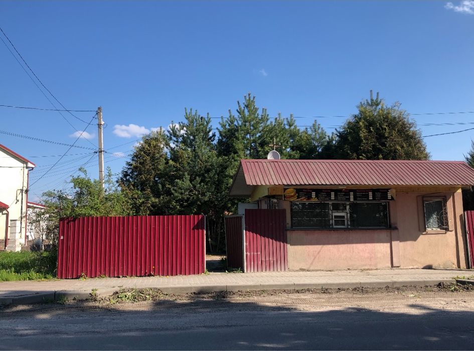 Продам кіоск. Проїздна частина
