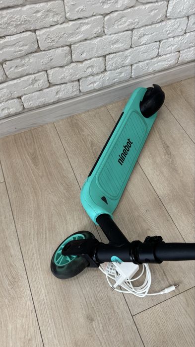 Електросамокат Segway Ninebot A6 дитячий